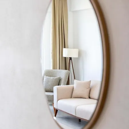 Voila Suites 1+1 Deniz Manzarali Apartment